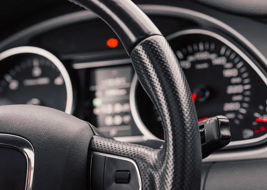 కారు ఉపకరణాలు: మీ కారు పనితీరు మరియు భద్రతను కాపాడే తెర వెనుక హీరో